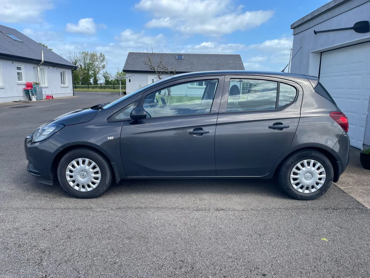 Opel Corsa 2015 - Image 2