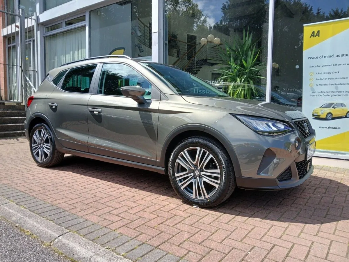 SEAT Arona 1.0TSI 115hp DSG SE+, Green Met, 28km. - Image 1