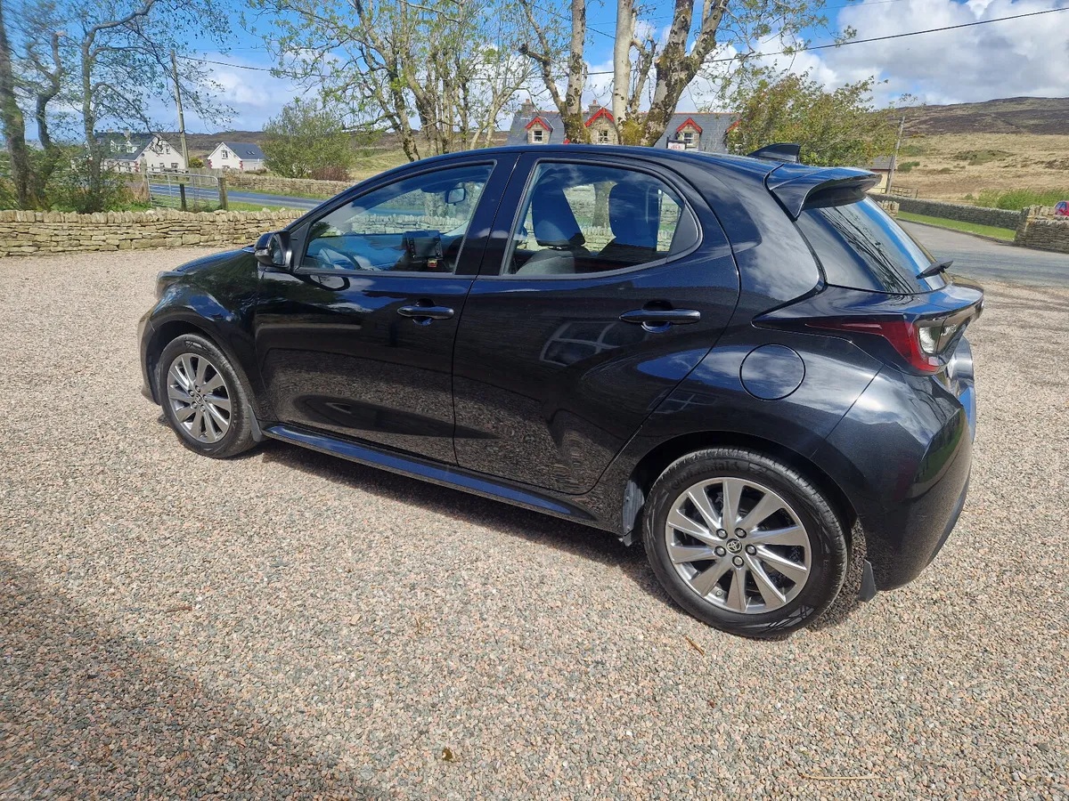 Toyota Yaris 2024 - Image 3
