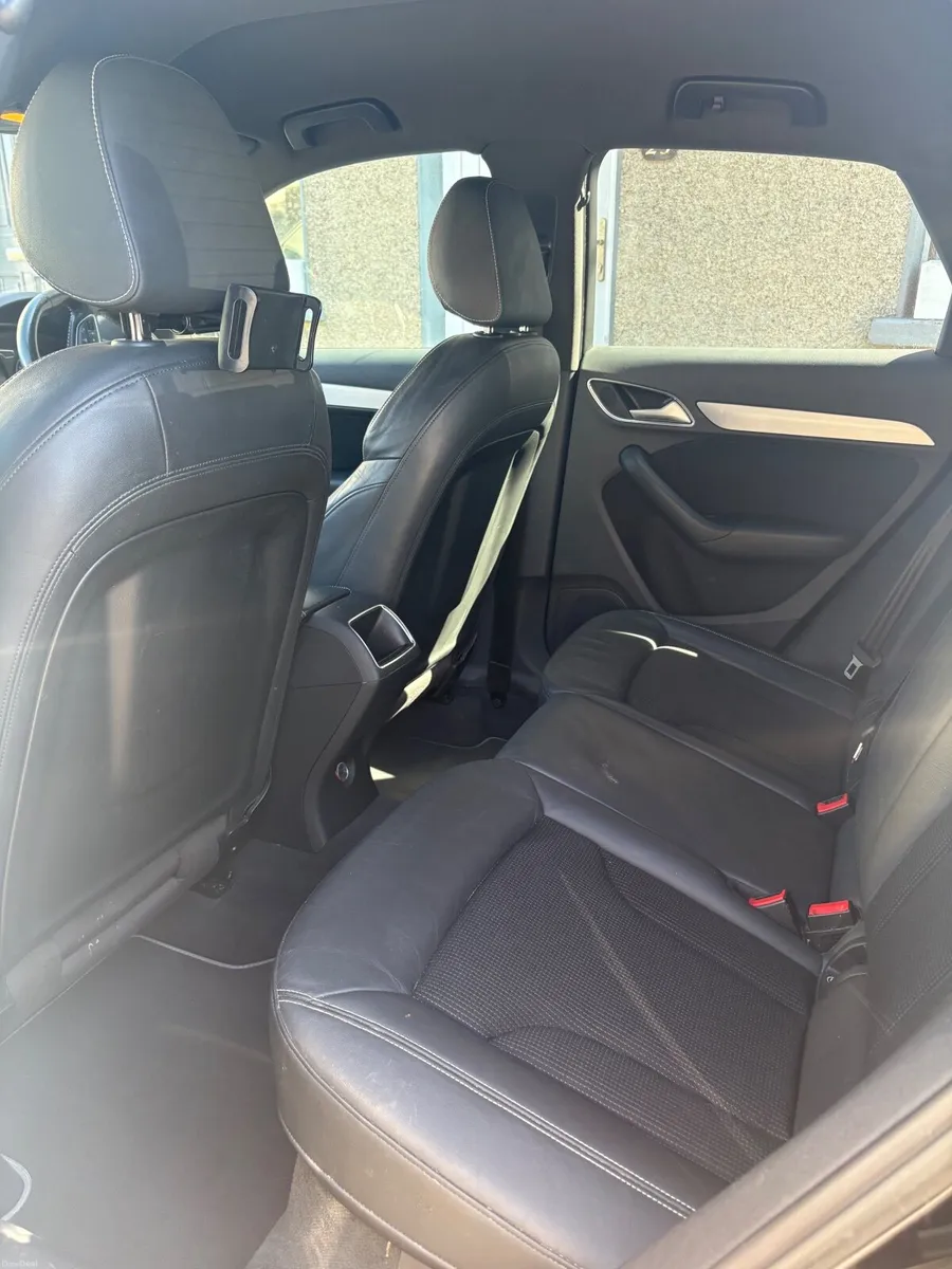 Audi Q3 2018 - Image 3