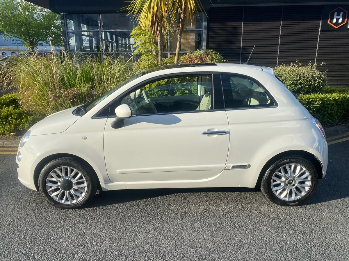 2015 Fiat 500 1.2 Lounge Only 52,300 Km - Image 2