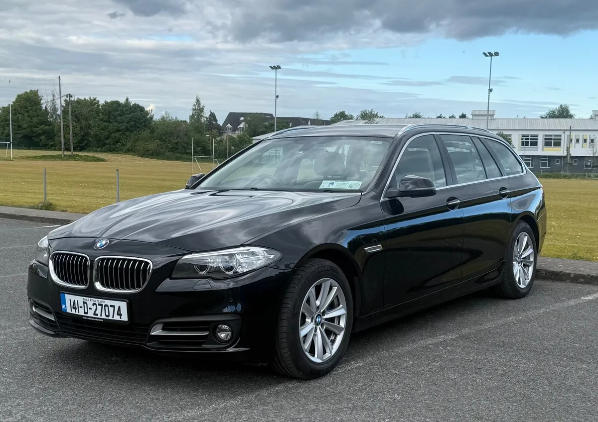 BMW 5-series 2014 /automatic/low mileage - Image 3