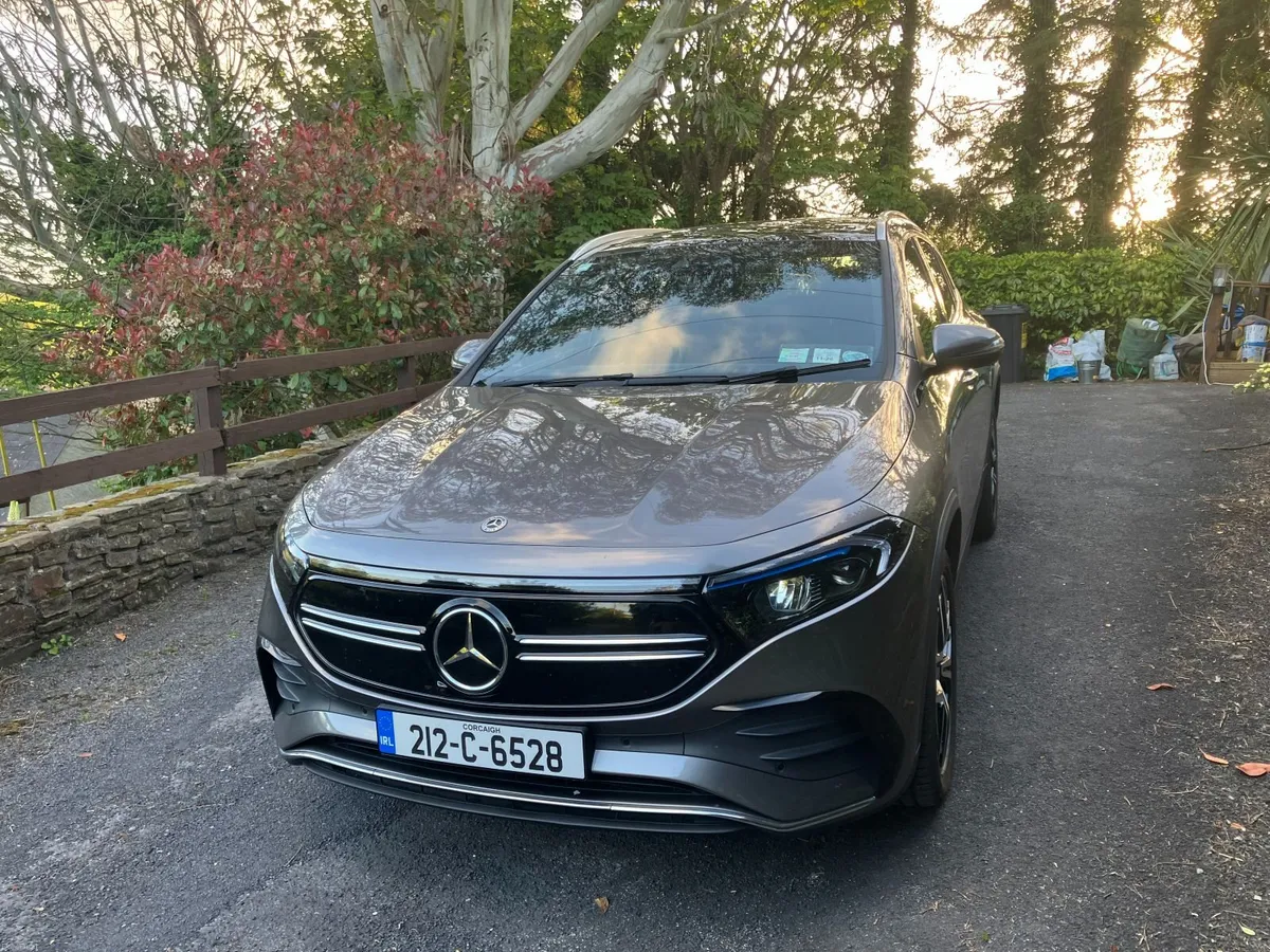 Mercedes-Benz EQA 350 AMG Line Premium 4MATIC - Image 2