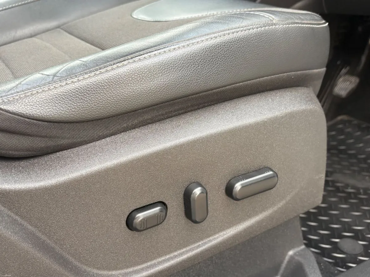 Ford Kuga 2.0 TD 150 Titanium - Image 4