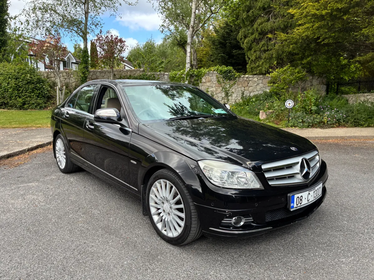 Mercedes-Benz C180K Classic Auto - Image 3