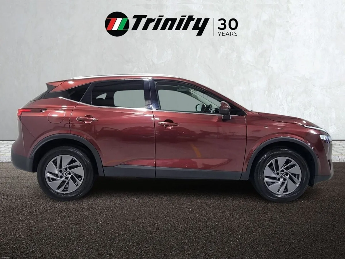 Nissan Qashqai ** BEST VALUE ** SV ** 1.3 PETROL * - Image 6