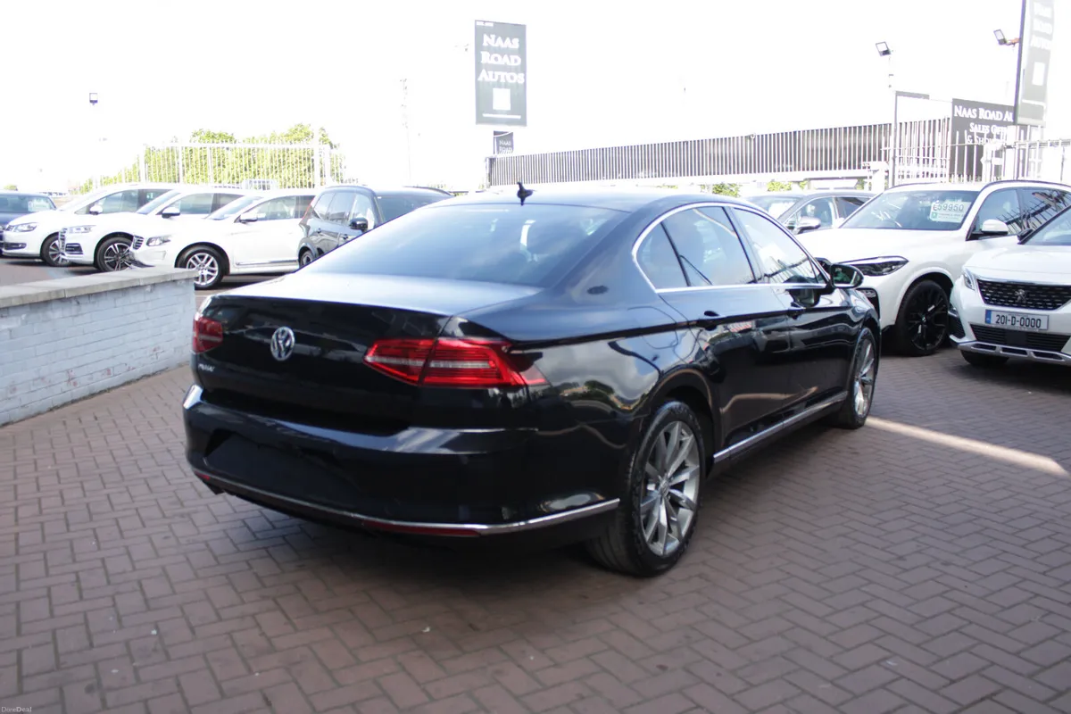2019 VOLKSWAGEN PASSAT 4DR 2.0TDI 150HP HIGHLINE - Image 4