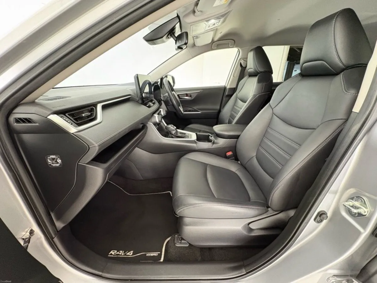 Toyota RAV4 Sport Hybrid - Image 6