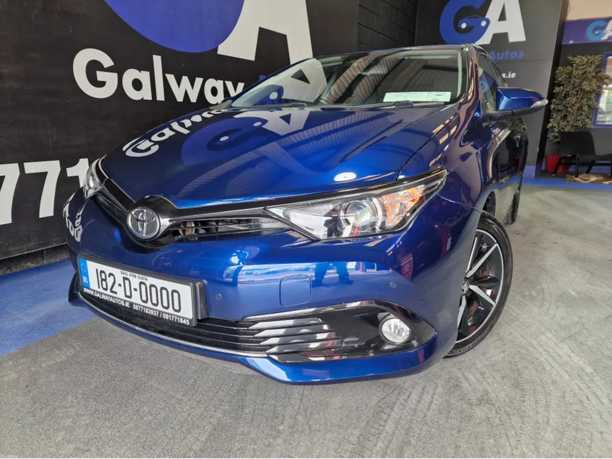 Toyota Auris **ONLY 64K MILES, SAT NAV REVERSING C - Image 1