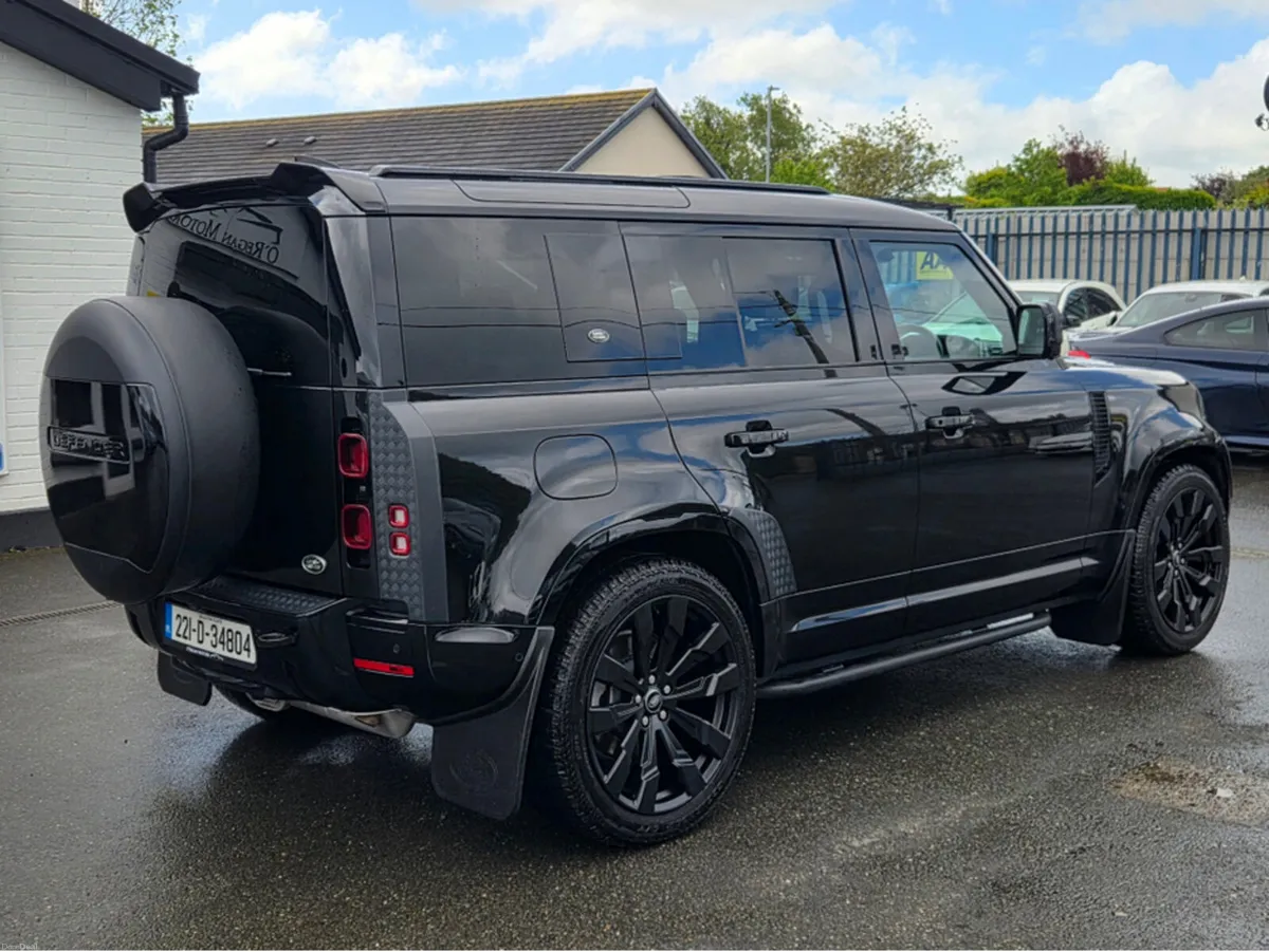Land Rover Defender P400E 110 HSE X-DYNAMIC - Image 3