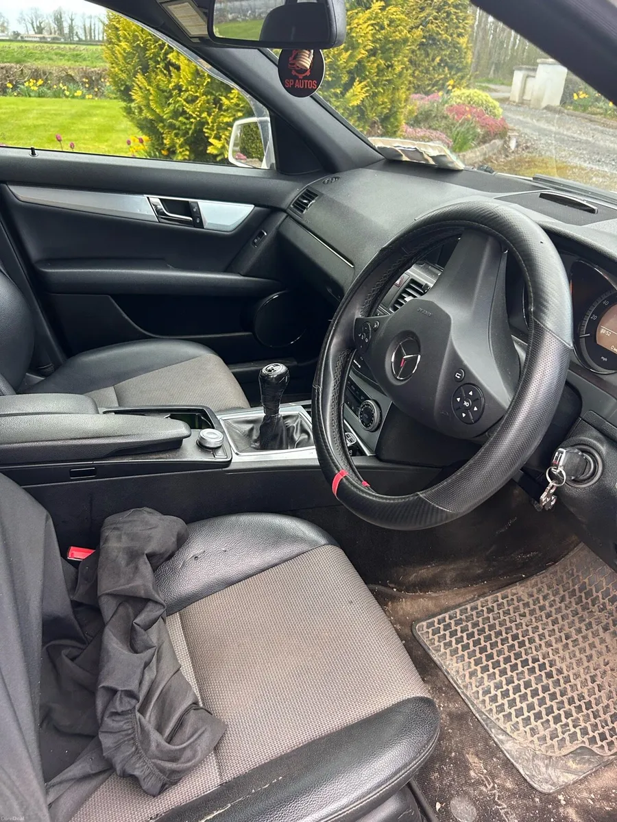 Merc C250 AMG - Image 4