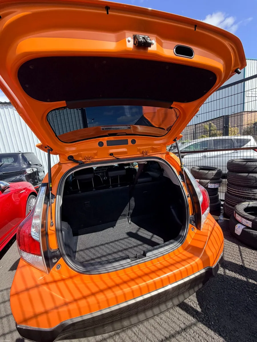 2015 Toyota aqua Orange (URBAN) - Image 6