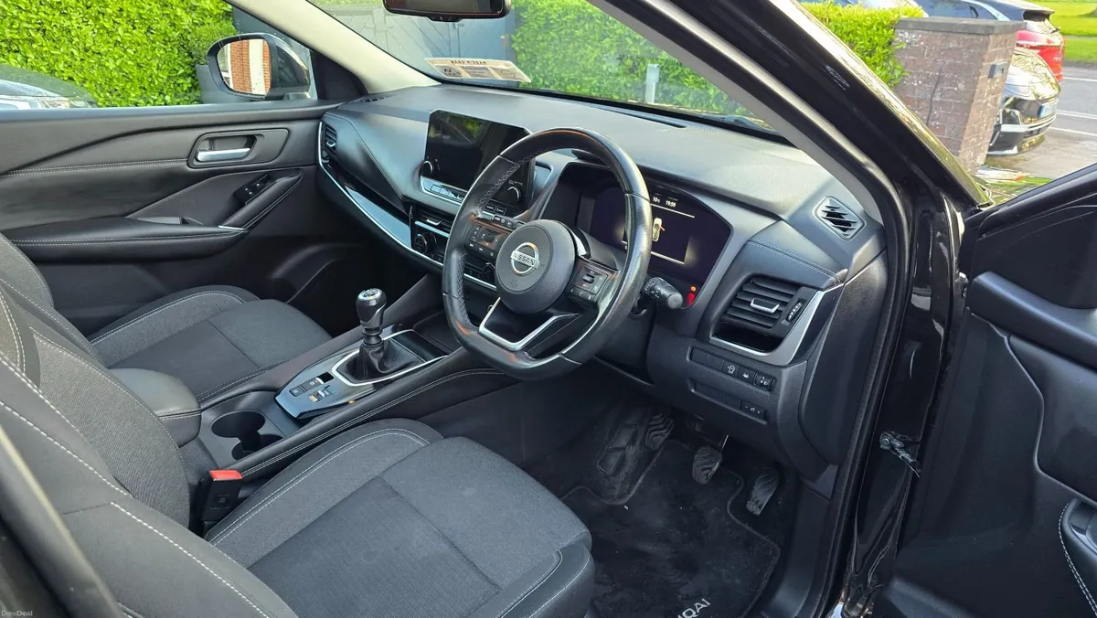 Nissan Qashqai 2021 1.3 Petrol SV Premium - Image 2