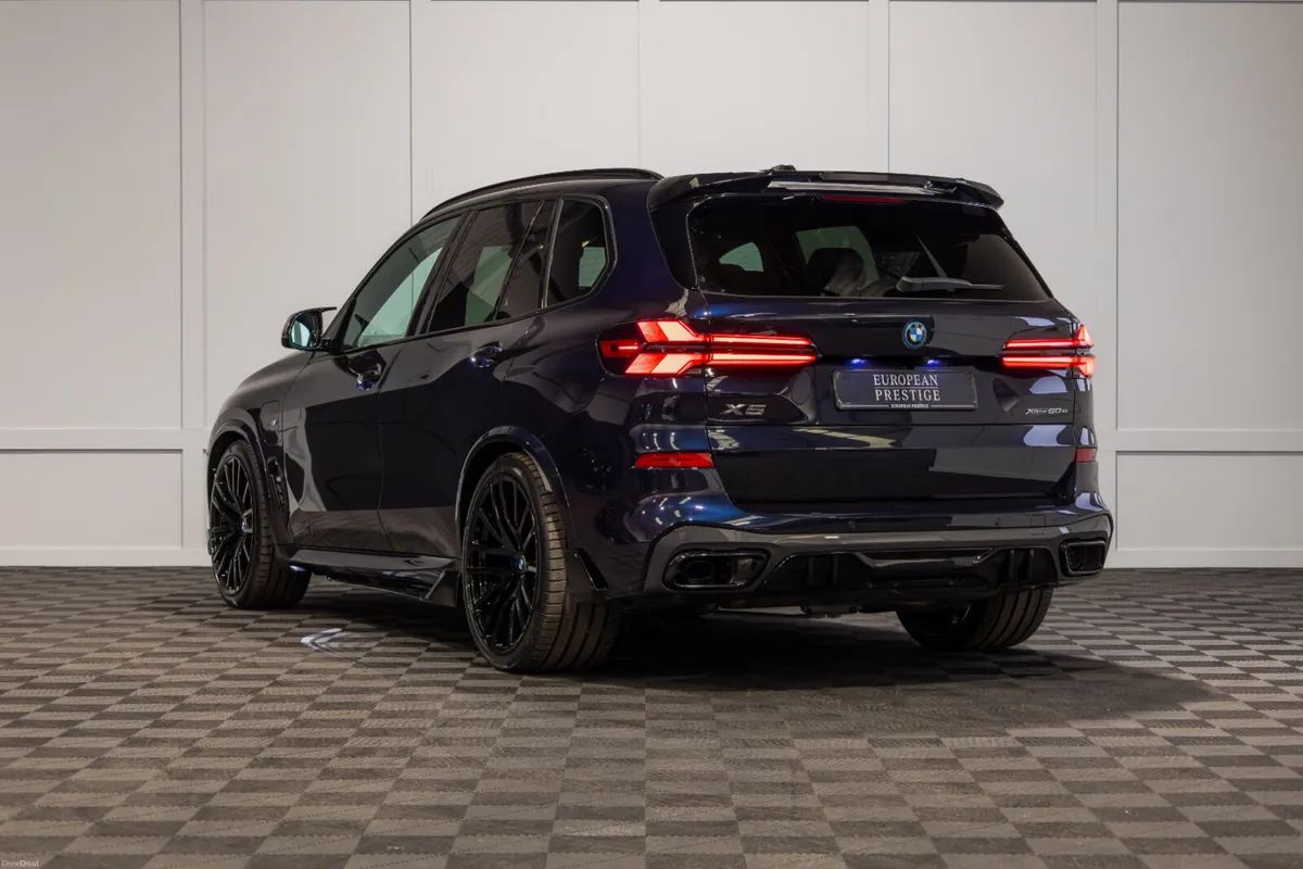 252 BMW X5 X-Drive 50e M-Sport - Image 4