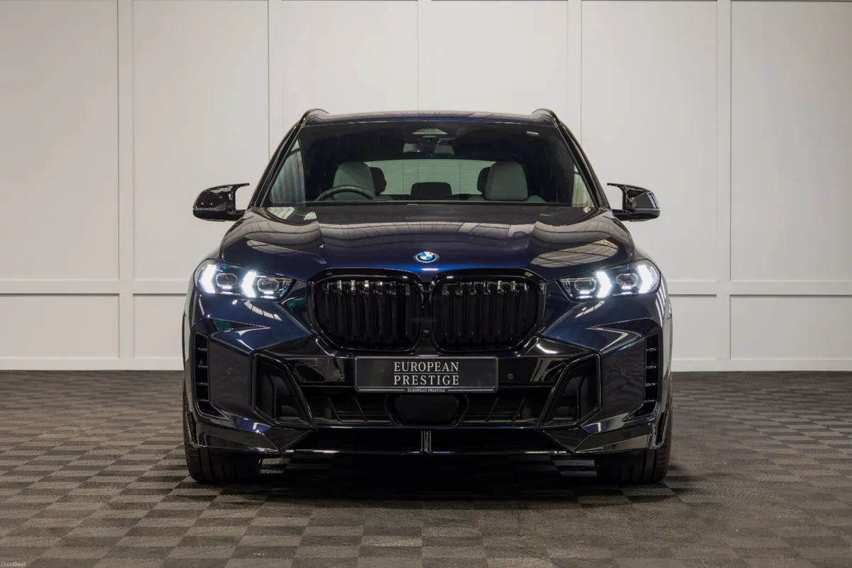 252 BMW X5 X-Drive 50e M-Sport - Image 2