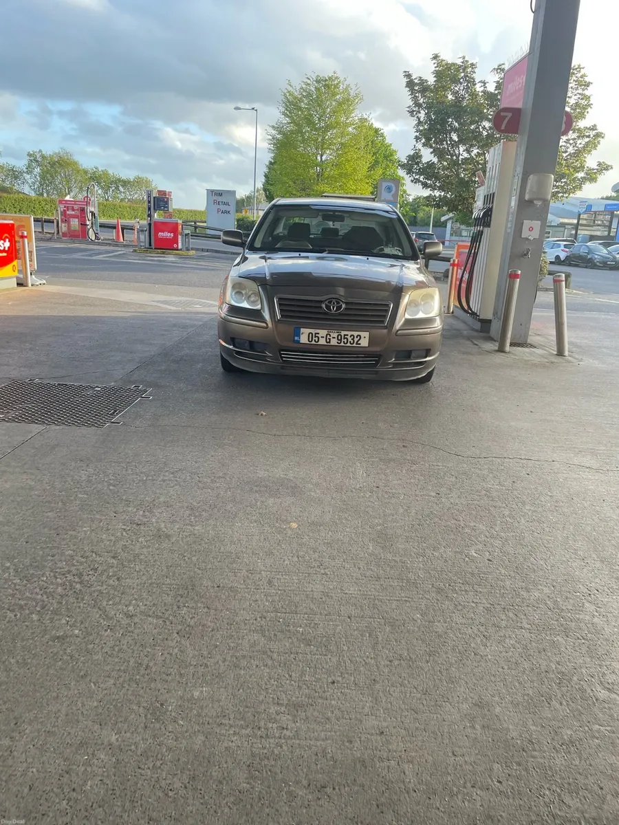 Toyota Avensis - Image 1