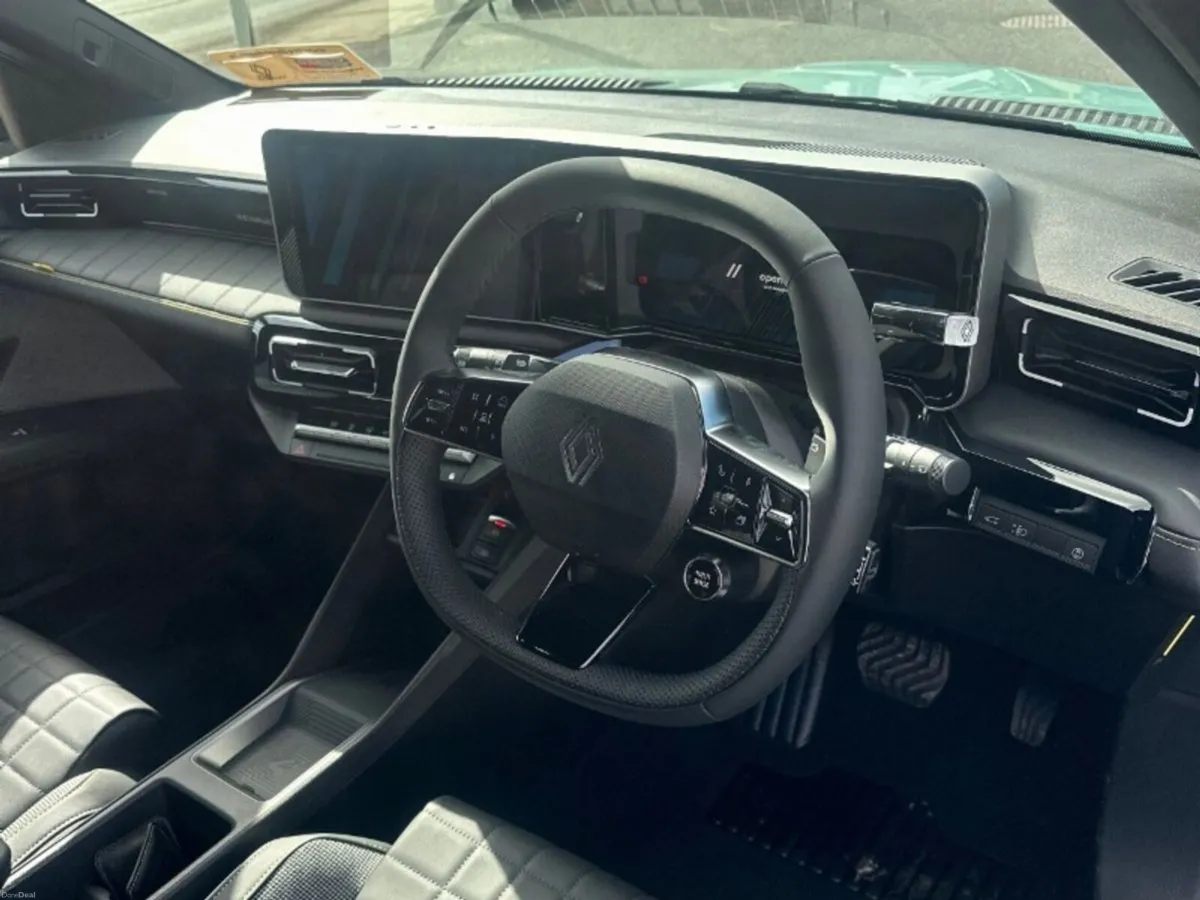 Renault 4 Techno 52KWH 150BHP - Image 4