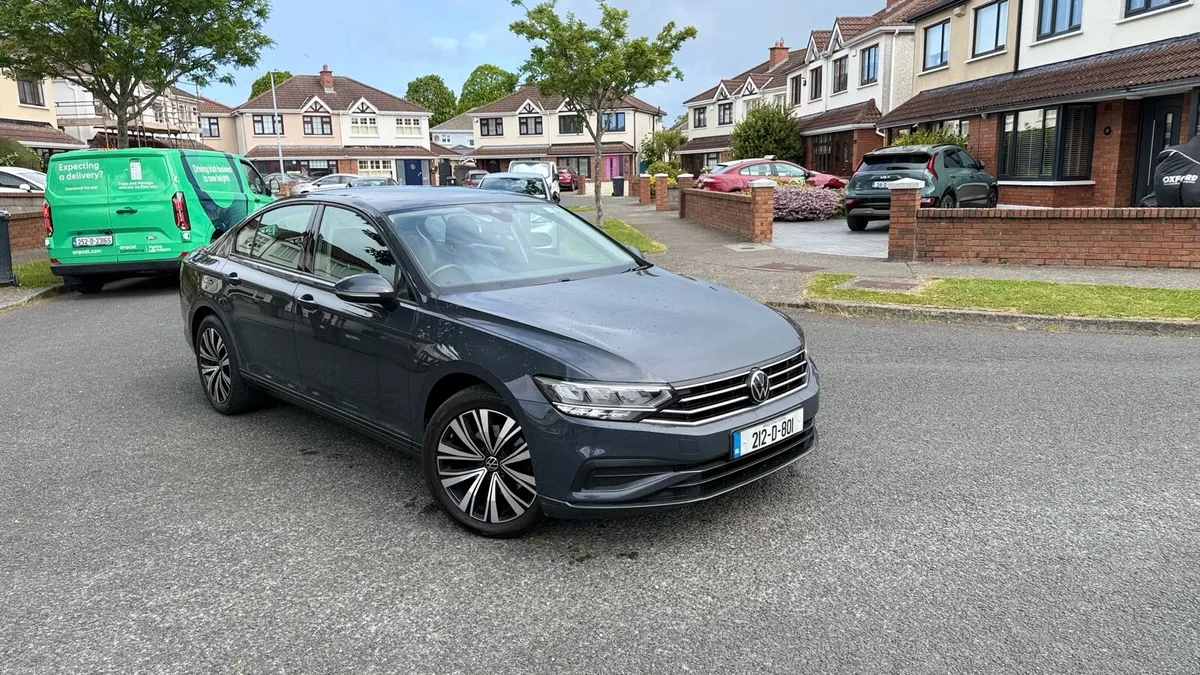 2021 Volkswagen Passat 2.0 Tdi (Great Value !!!!) - Image 4