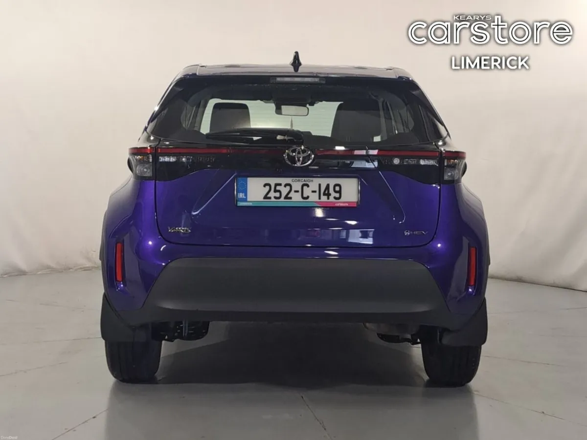 Toyota Yaris Cross 1.5 Hybrid Luna - Image 4