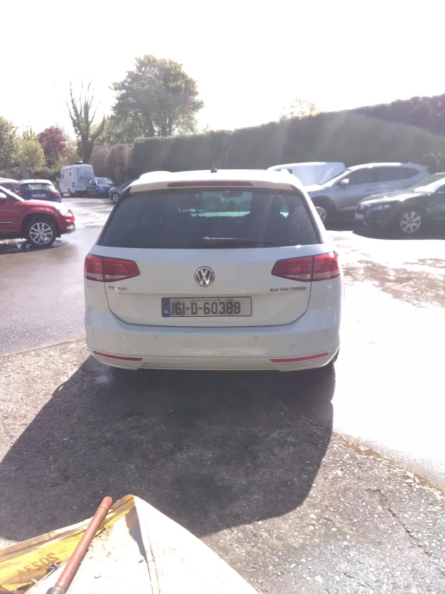 Volkswagen Passat 2016 - Image 4