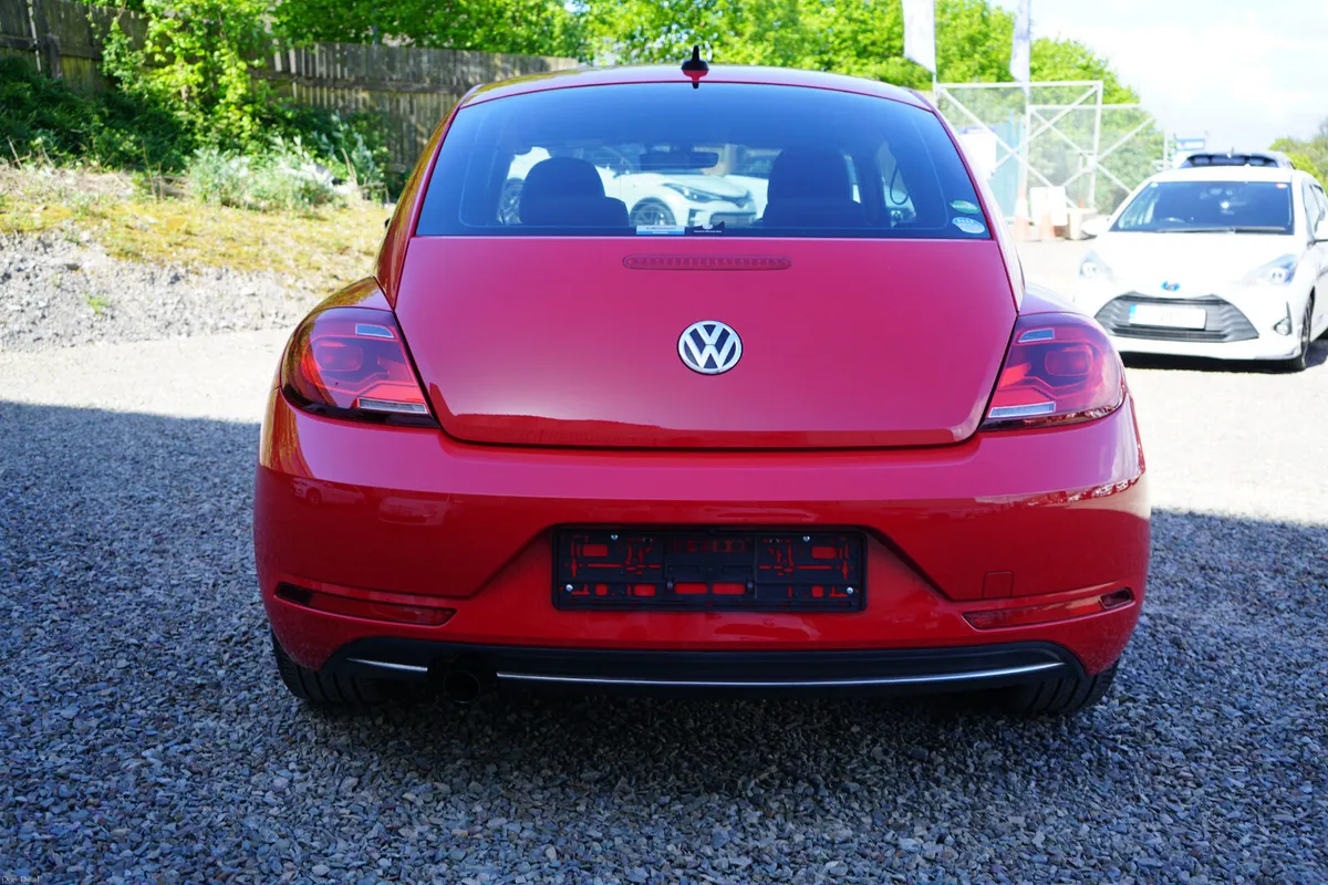 2017 VW Beetle Automatic - Image 4