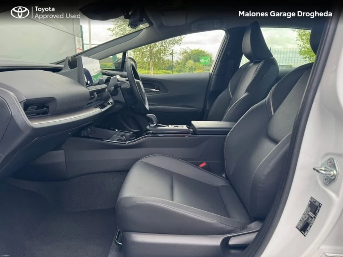 Toyota Prius 2.0 PHEV 223hp ** Call : 041 980 2420 - Image 6
