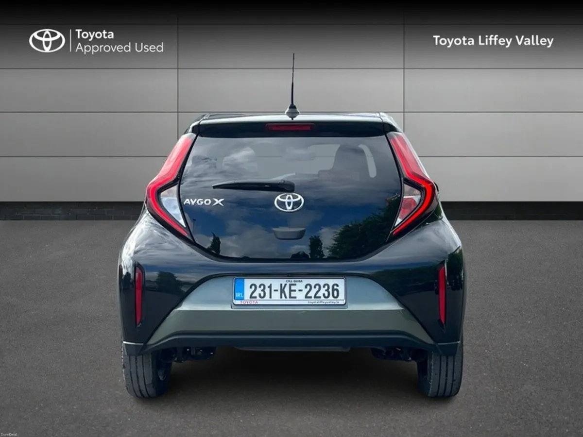 Toyota Aygo X AYGO-X 1.0 DESIGN - Image 4