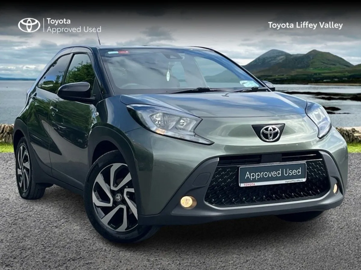 Toyota Aygo X AYGO-X 1.0 DESIGN - Image 1