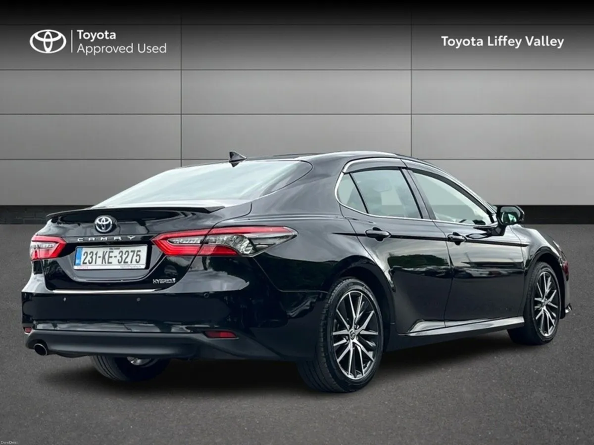 Toyota Camry CAMRY PLATINUM EDITION 4 4DR AUTO - Image 2