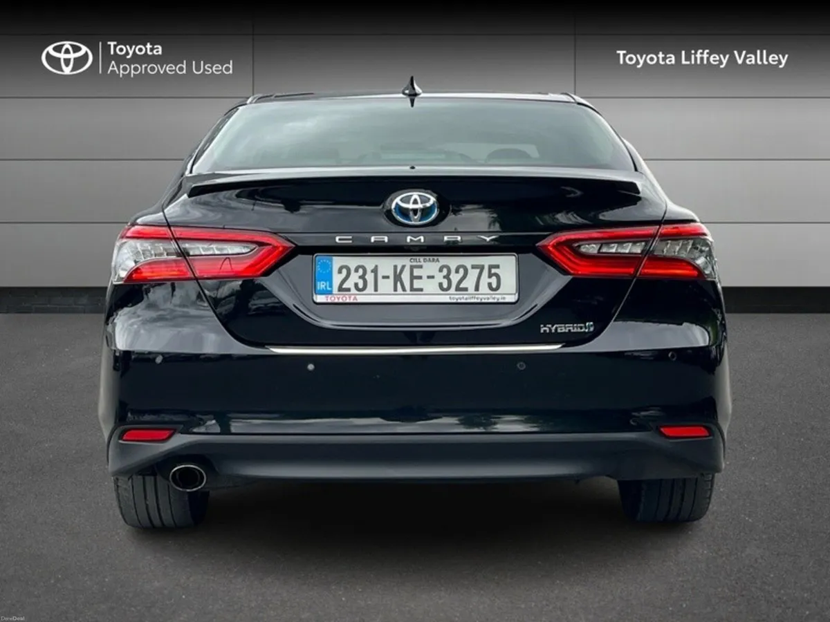 Toyota Camry CAMRY PLATINUM EDITION 4 4DR AUTO - Image 4
