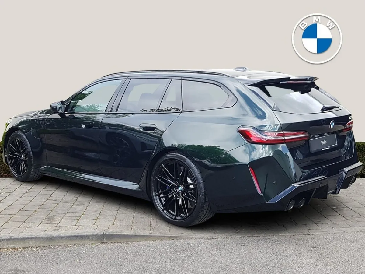 BMW M5 Touring - Image 3
