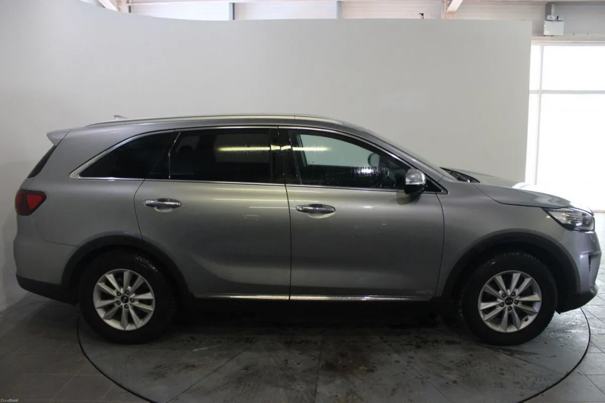 Kia Sorento 2.2 K1 4x4 5 seats - TENDER 36 - Image 3