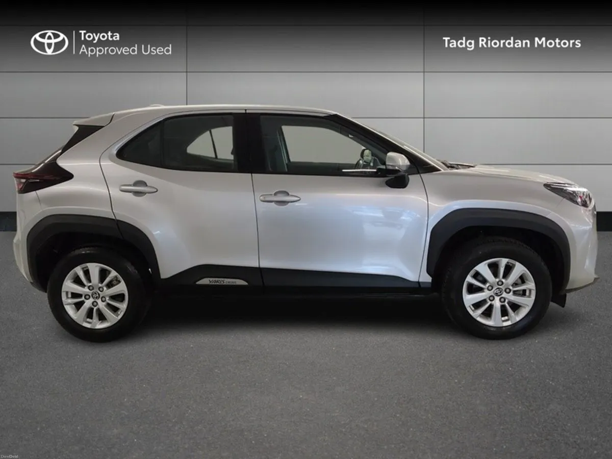 Toyota Yaris Cross LUNA - Image 3