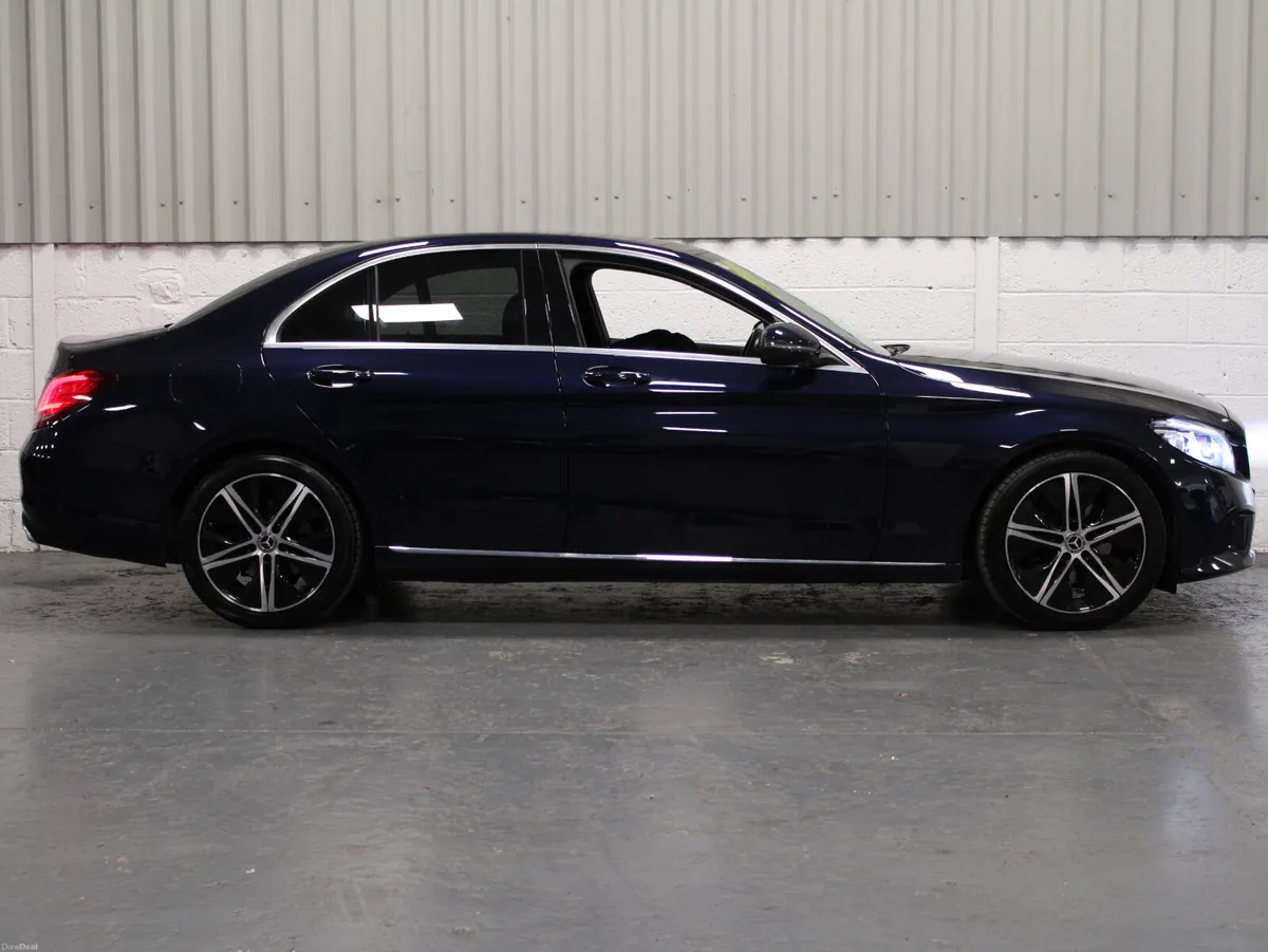 Mercedes-Benz C-Class 2019 - Image 5