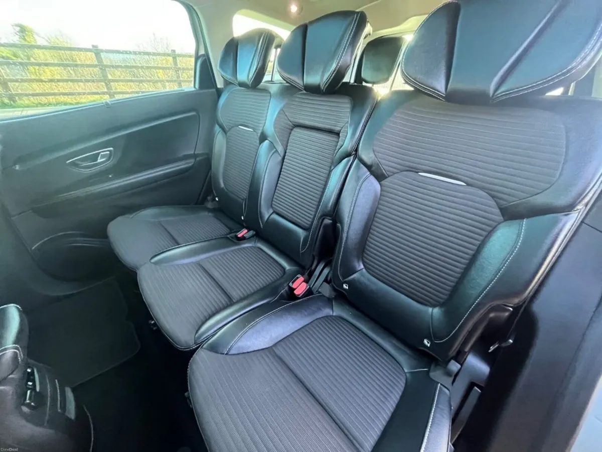 Renault Grand Scenic 7 Seater 1.5D TOP SPEC 2 Year - Image 4