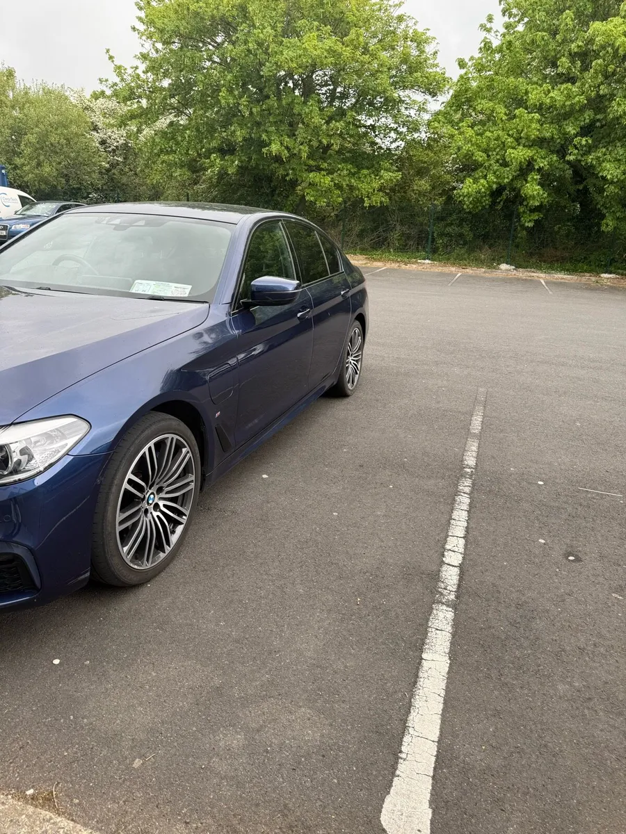 BMW 530e - Image 3