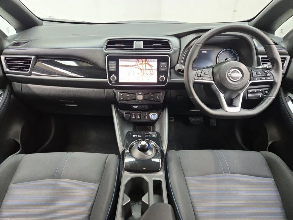 Nissan Leaf N-Connecta 40kWh EV - Image 4