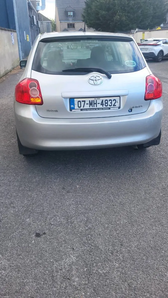 Toyota Auris 1.4 Patrol 2007 - Image 4