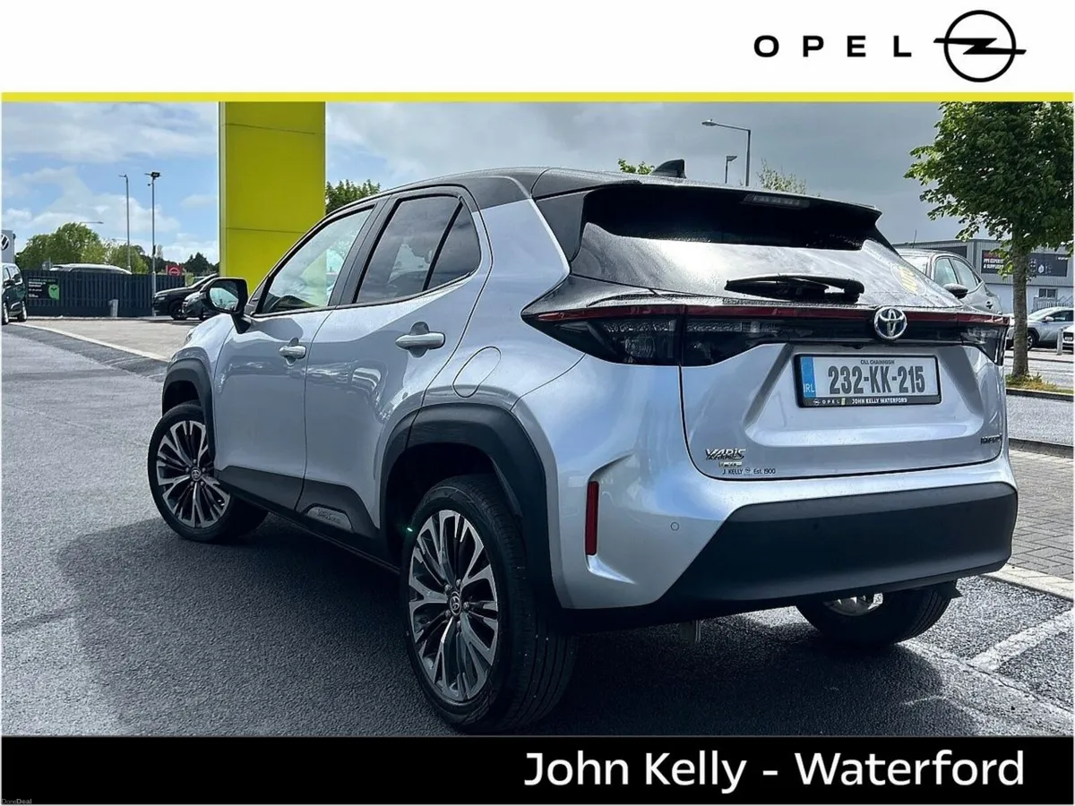 Toyota Yaris Cross 1.5 Hybrid Sol ** 1 OWNER FROM - Image 4
