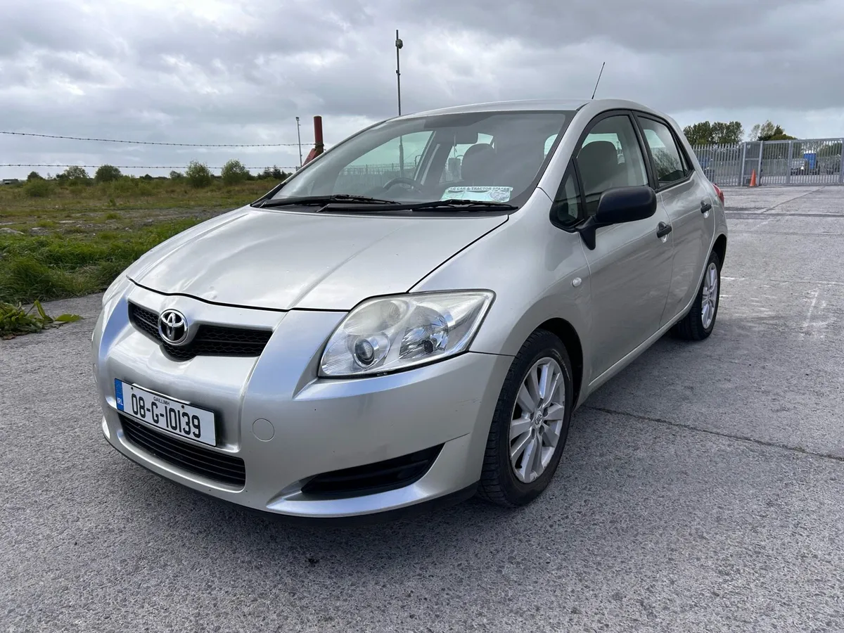 2008 Toyota Auris - Image 2
