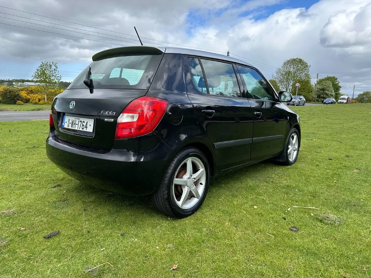 Skoda Fabia 2011 - Image 3