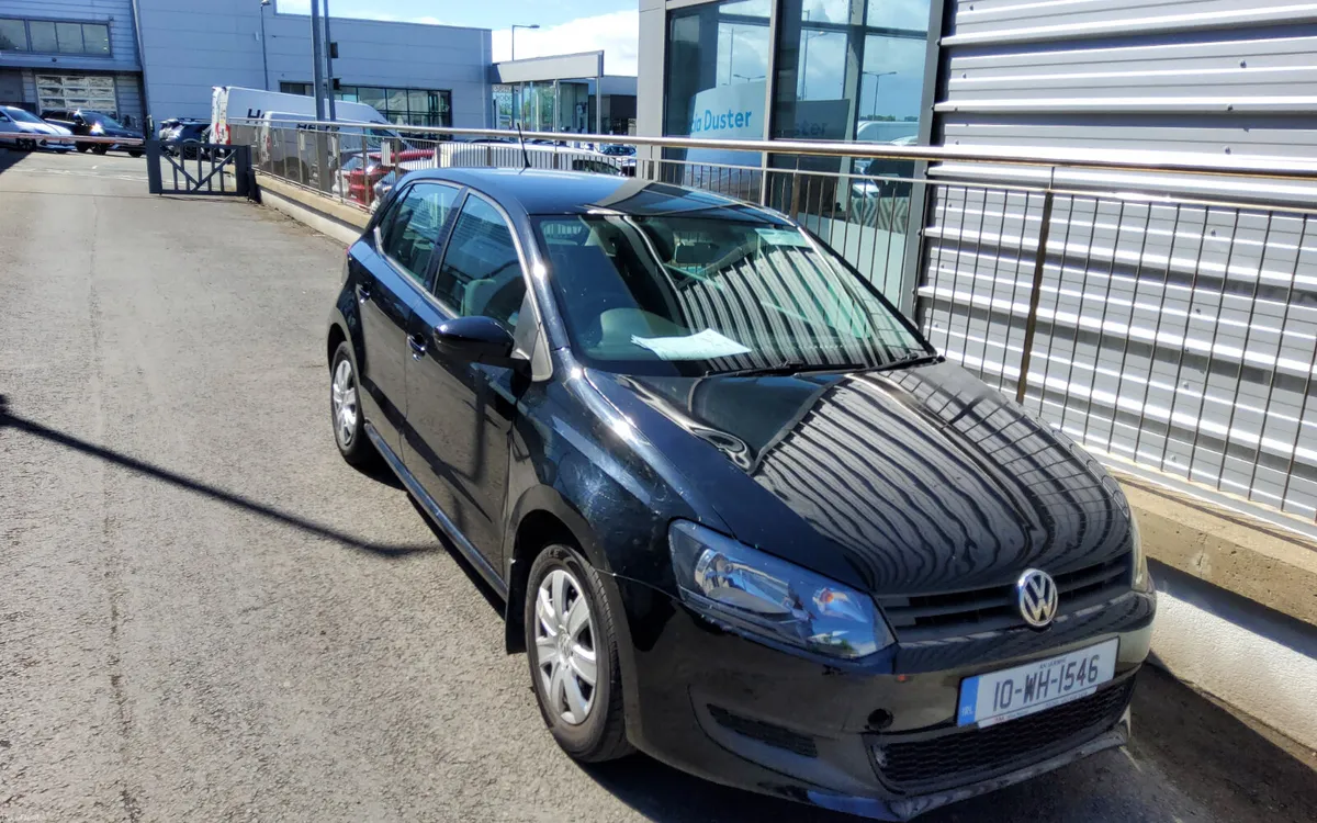 Volkswagen Polo 2010 - Image 1