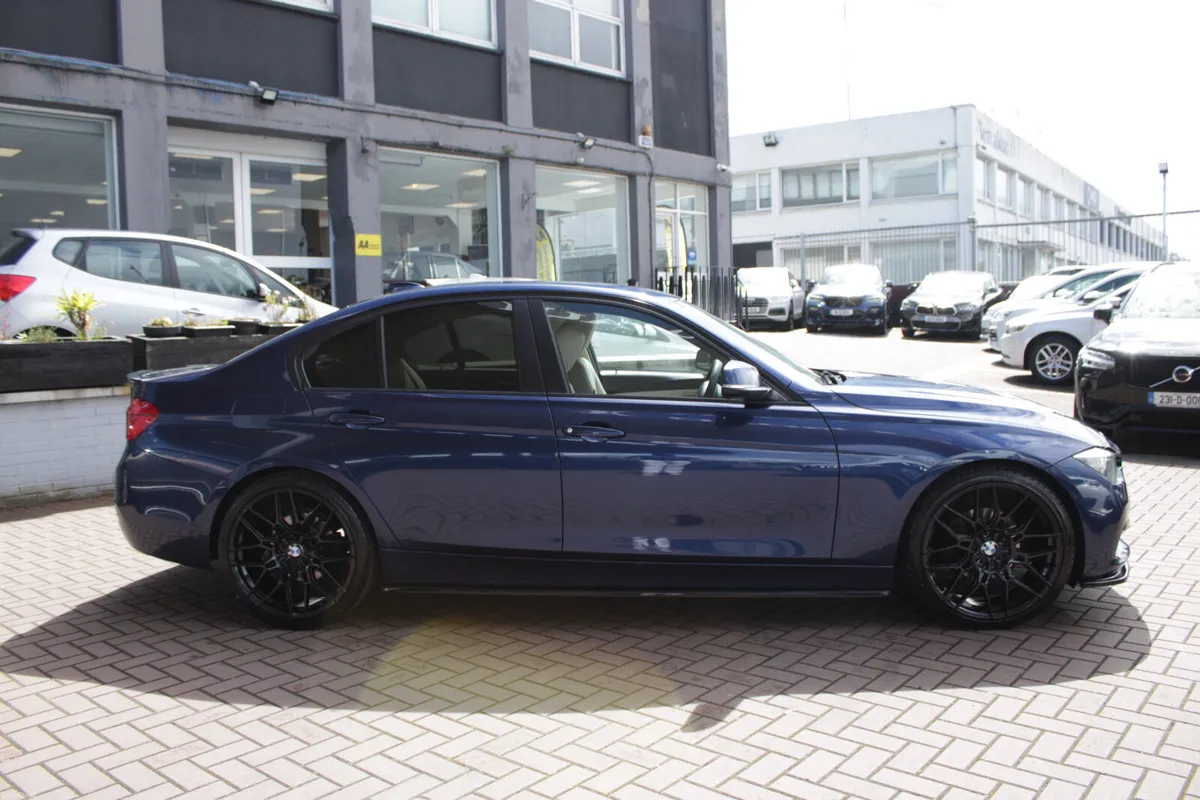320d SE M-SPORT PACK 4DR SALOON // BRAND NEW KIT A - Image 3