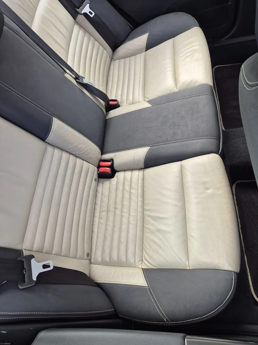 Volvo S40 2011 - Image 3