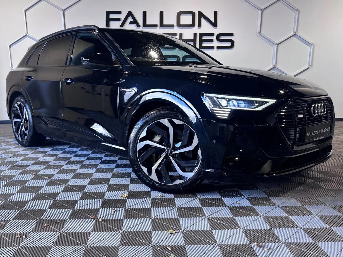 AUDI E-TRON BLACK EDITION 55 QUATTRO 95KwH BATTERY - Image 3