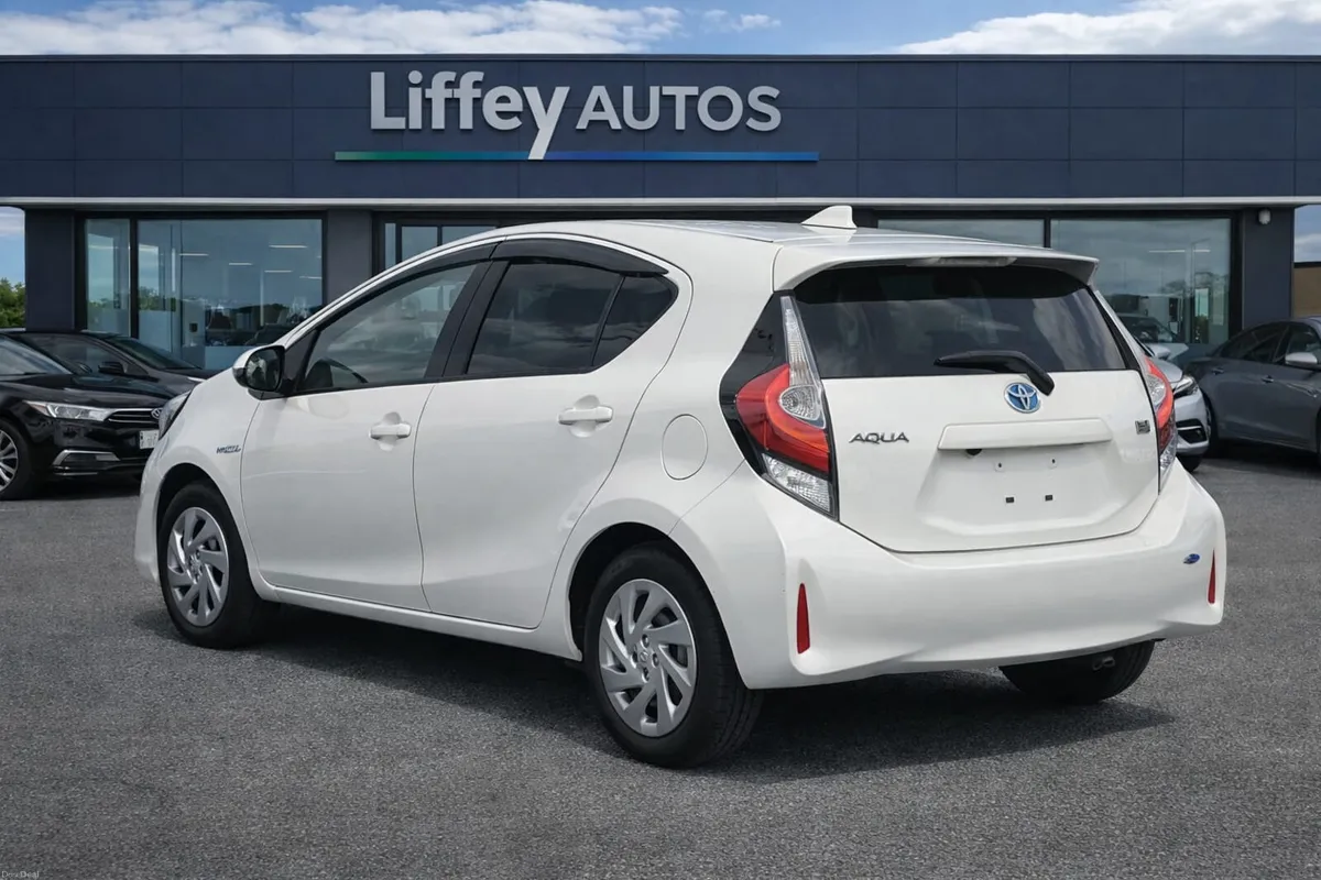 2018 TOYOTA AQUA SPORT HYBRID ONLY 35000KM - Image 4