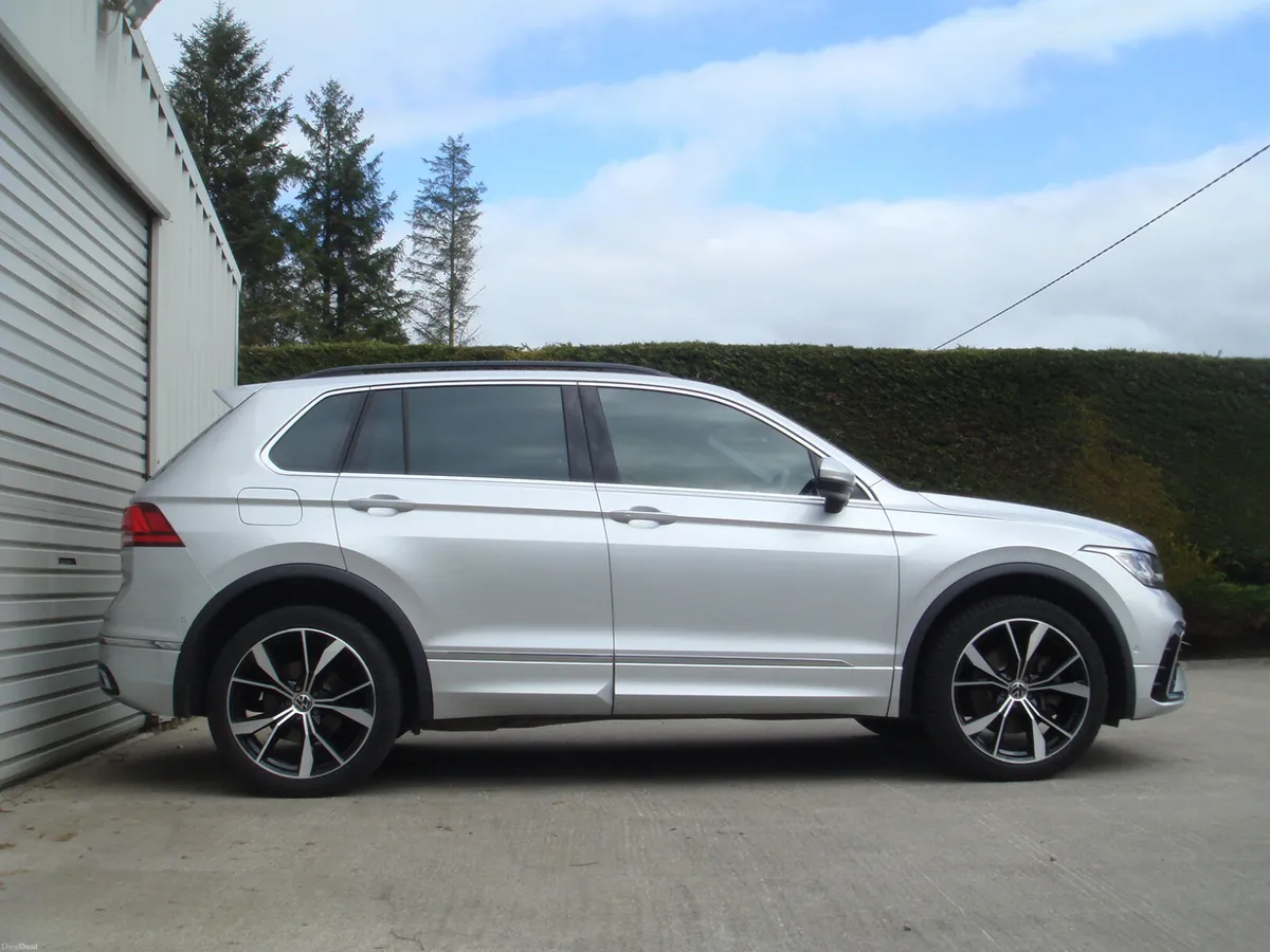 232 Tiguan R-Line Plug in Hybrid 1.4 TSI 240 BHP - Image 2