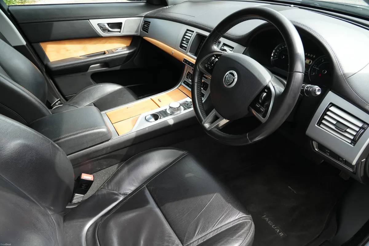 2012 Jaguar XF 2.2 Diesel Automatic - Image 2