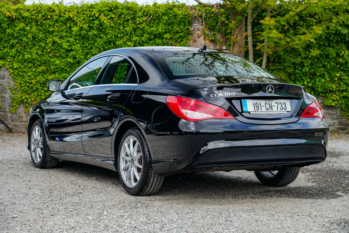 2019 Mercedes-Benz CLA 1.6 Petrol Manual - Image 3