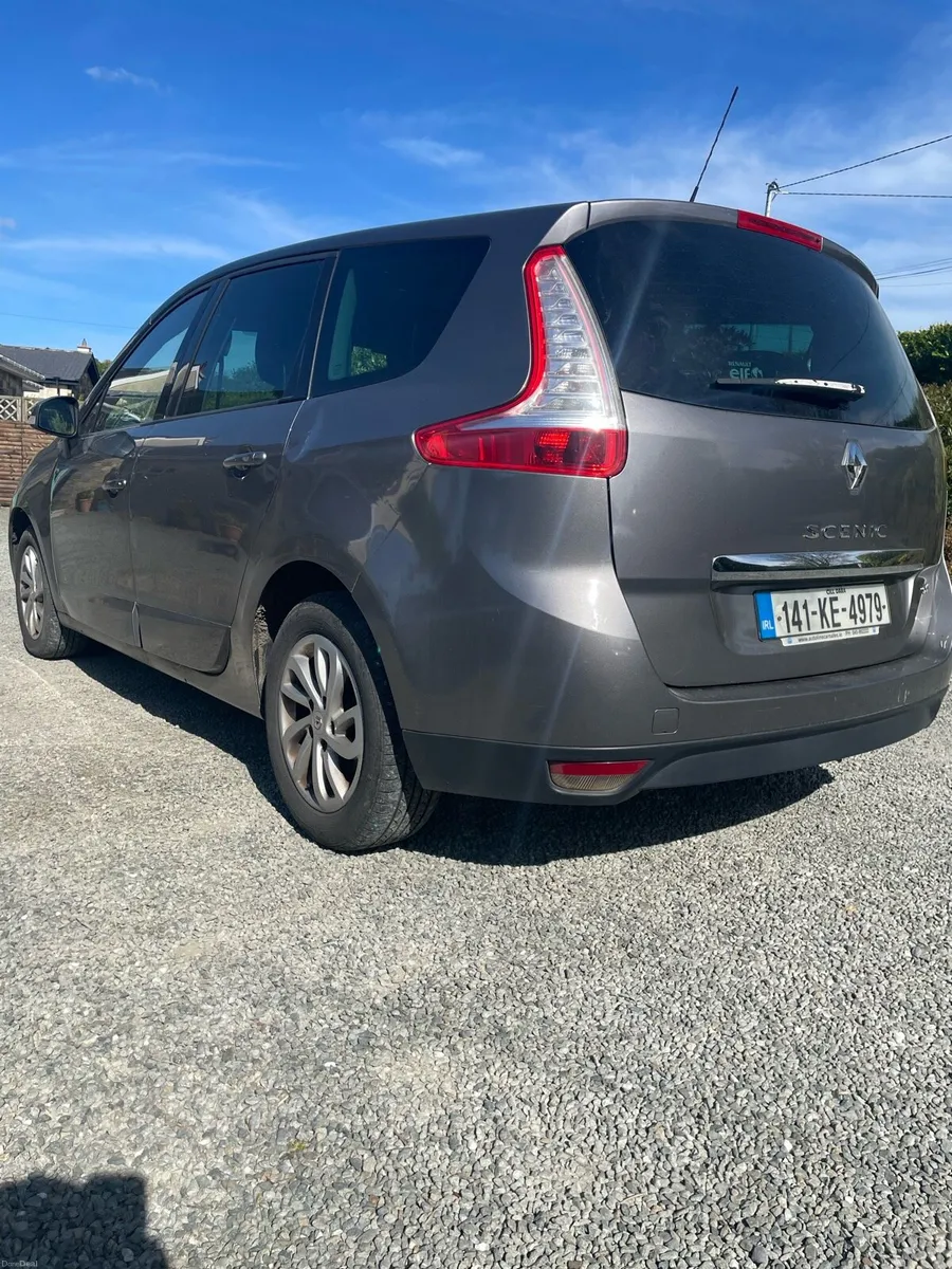 Renault grand scenic - Image 4